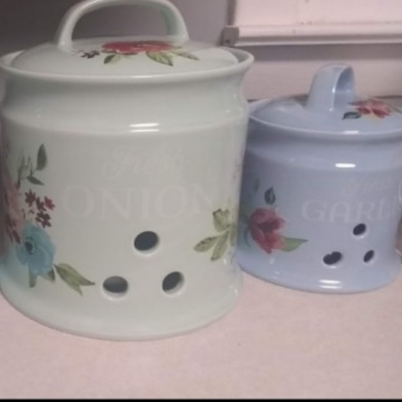 Pioneer Woman Potato Onion Garlic Keeper at Sam Moonlight blog